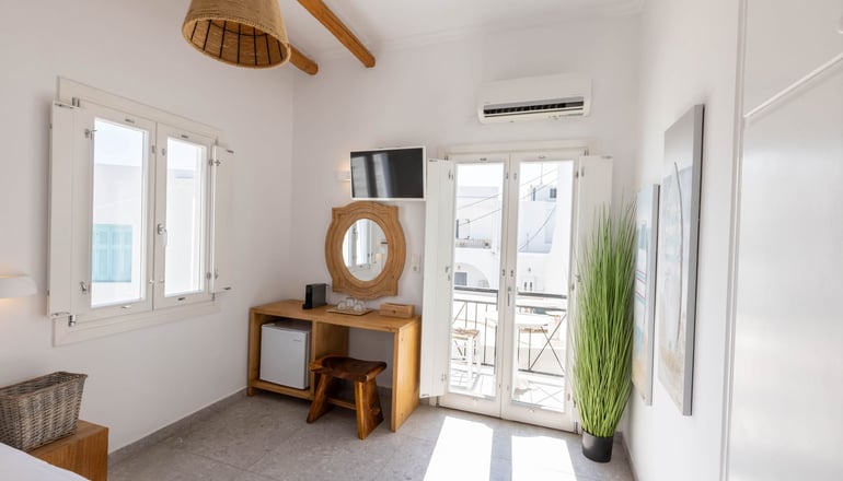 Parosquare Central Suites - Παροικιά, Πάρος