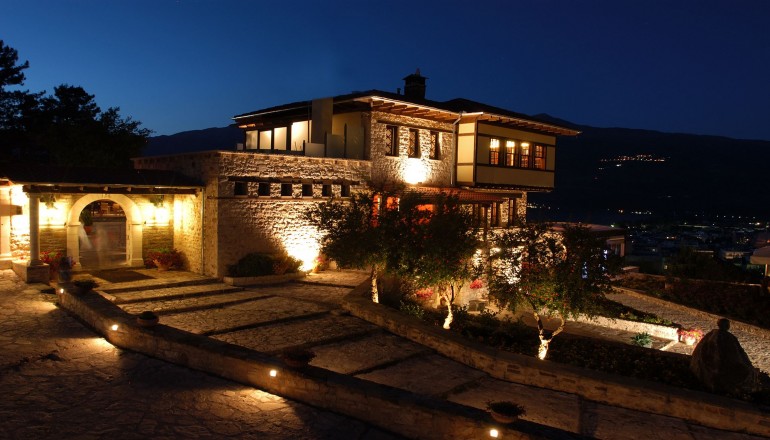 4* Φρόντζου Πολιτεία Hotel