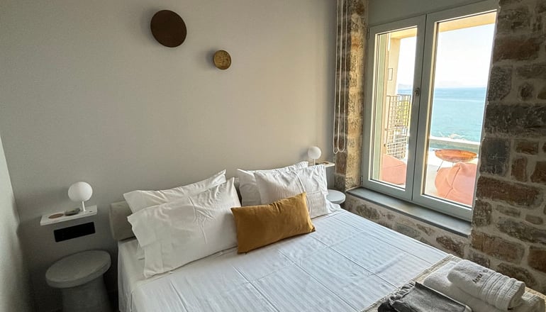 Akria Suites - Κορώνη, Μεσσηνία