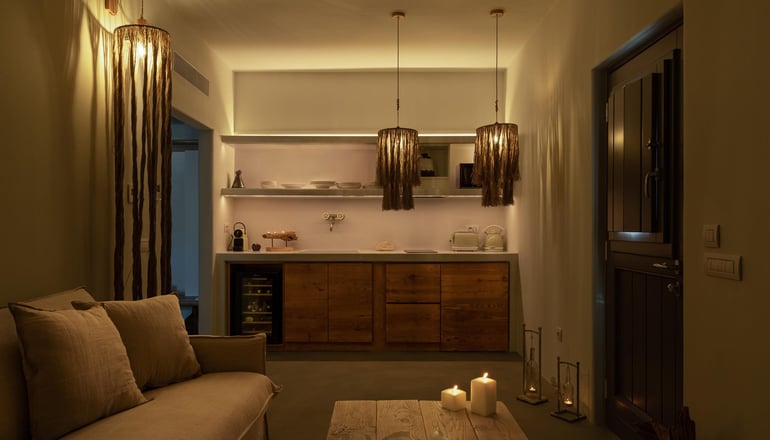 4* Zetine Suites - Αλοπρόνοια, Σίκινος