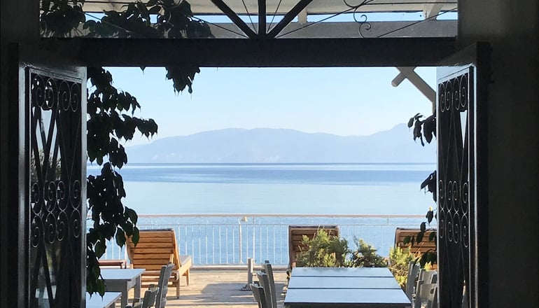 Paradisos Guesthouse - Άγιοι Πάντες, Γαλαξίδι