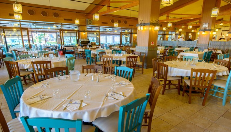 4* Golden Coast Hotel