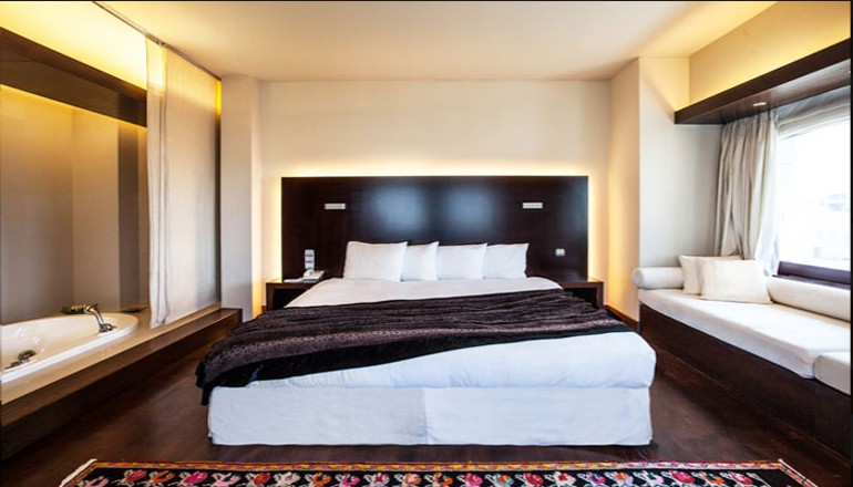 5* Domotel Les Lazaristes Luxury Art Hotel