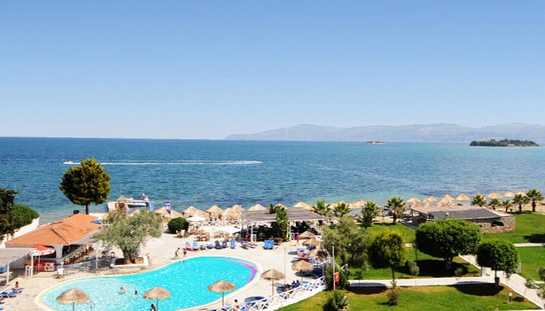 Grand Bleu Sea Resort Hotel