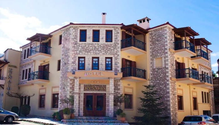 Κύναιθα Hotel