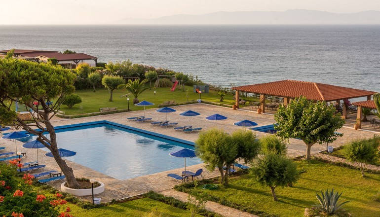 4* Pavlina Beach Hotel