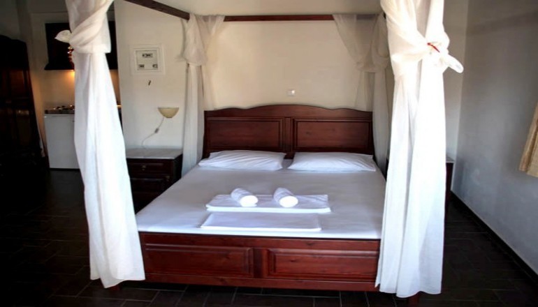 Ξενώνας Πλαγιάκι