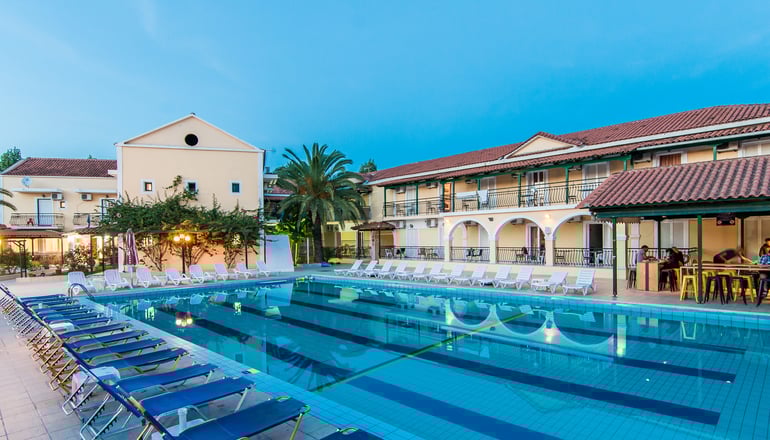 4* Perkes Complex Hotel