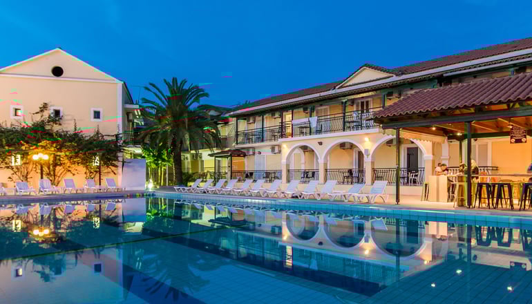 4* Perkes Complex Hotel