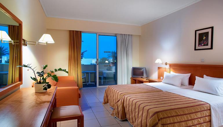 4* LABRANDA Kiotari bay Hotel