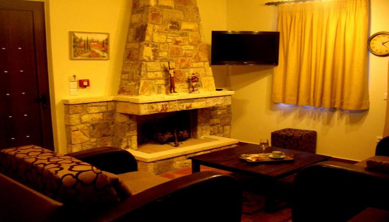 Ορεάδες Suites