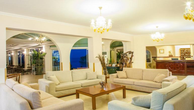 4* Paleo ArtNouveau Hotel