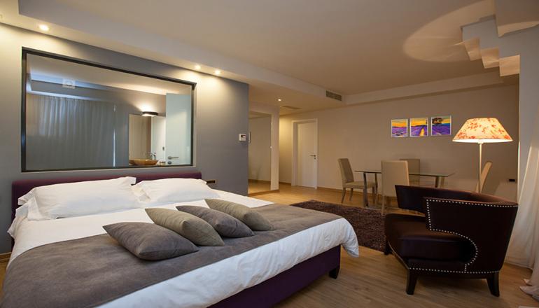 Golden Suites & Spa