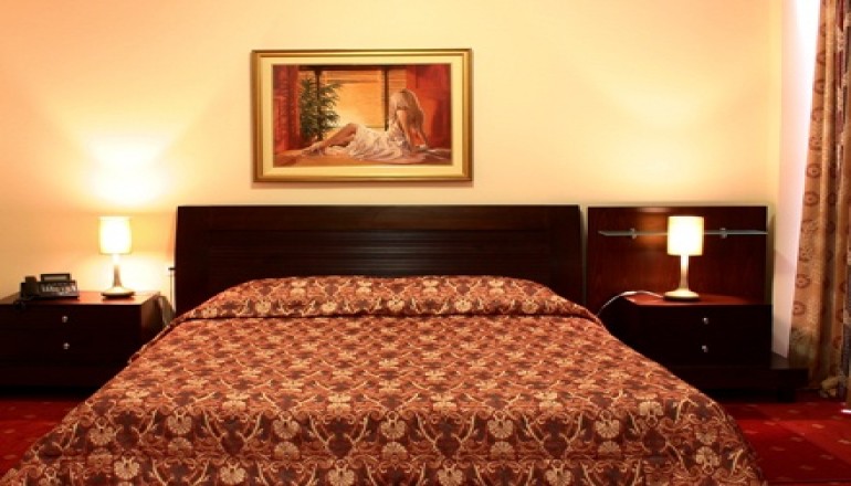 Dolphin Resort Hotel