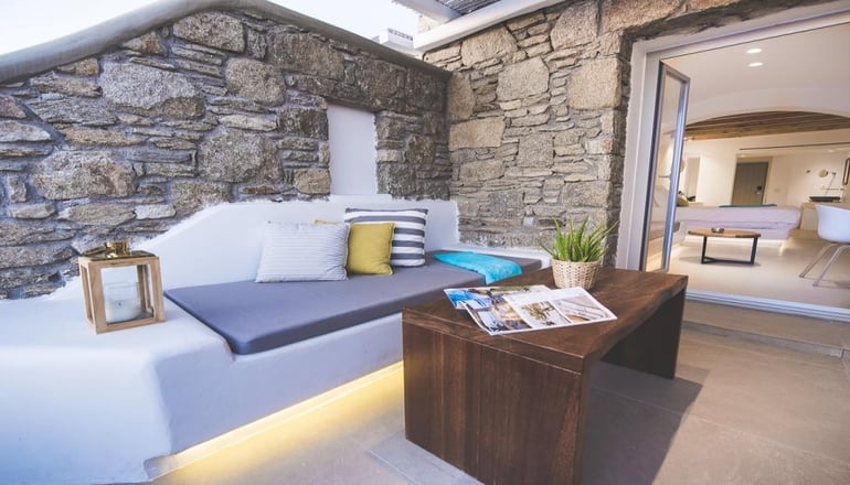 4* Adel Private Suites