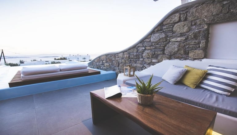 4* Adel Private Suites