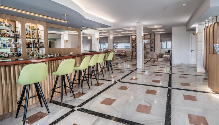 4* Adele Beach Hotel