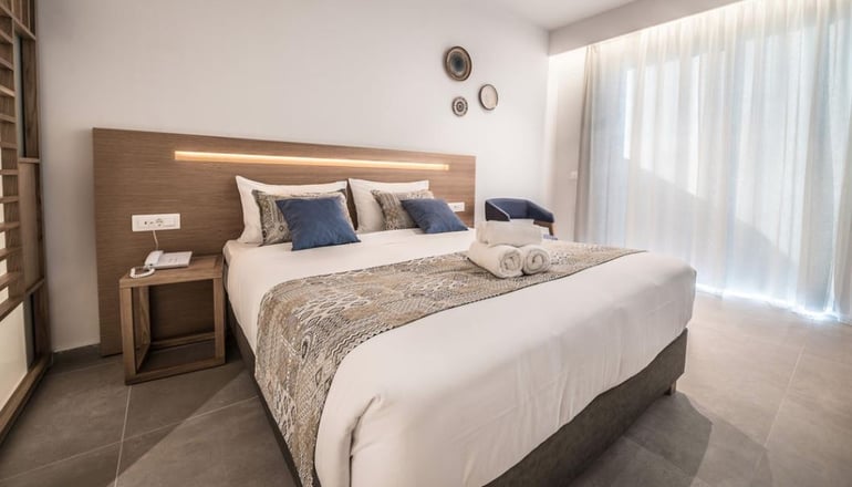 4* Adele Beach Hotel