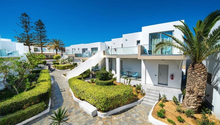 4* Adele Beach Hotel