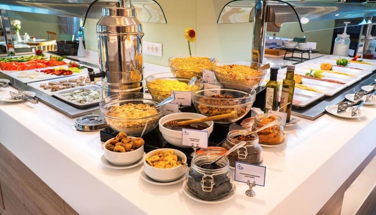 4* Adele Beach Hotel