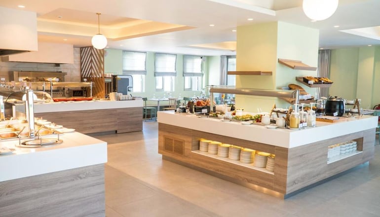 4* Adele Beach Hotel