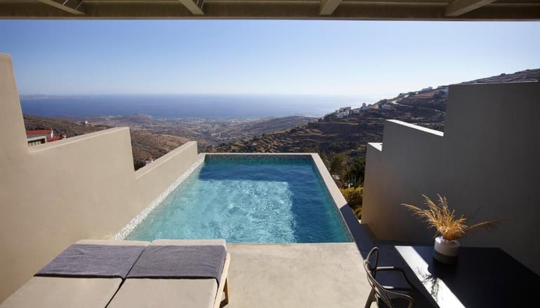 4* Aeolis Tinos Suites