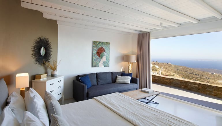 4* Aeolis Tinos Suites