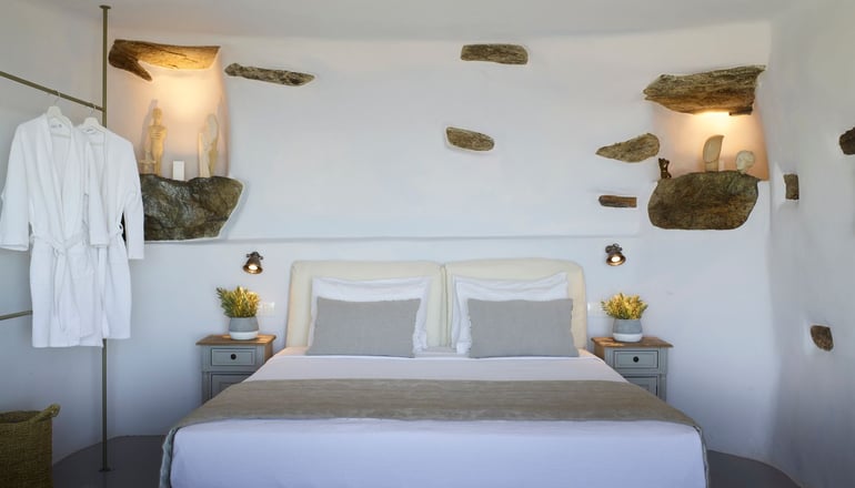 4* Aeolis Tinos Suites