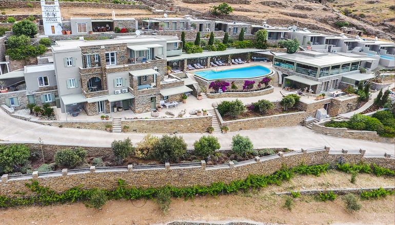 4* Aeolis Tinos Suites