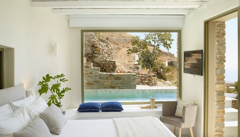 4* Aeolis Tinos Suites