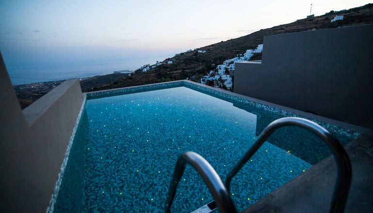 4* Aeolis Tinos Suites