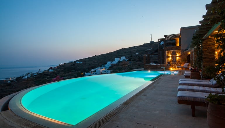 4* Aeolis Tinos Suites