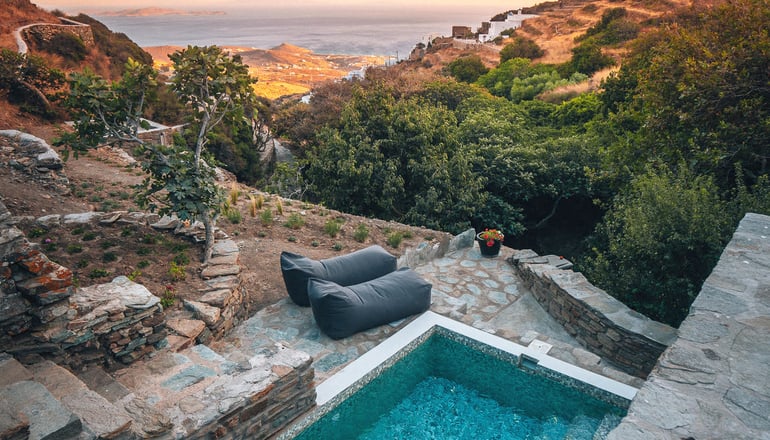 4* Aeolis Tinos Suites