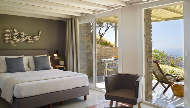 4* Aeolis Tinos Suites