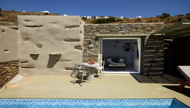 4* Aeolis Tinos Suites