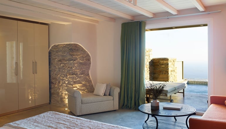 4* Aeolis Tinos Suites