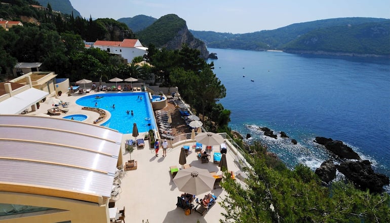 4* Akrotiri Beach Hotel