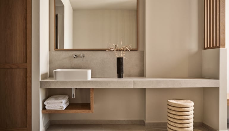 4* Alamis Hotel & Apartments