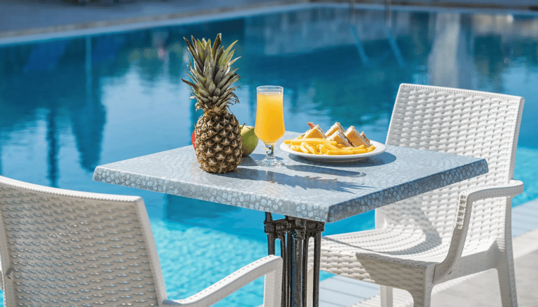 4* Alamis Hotel & Apartments