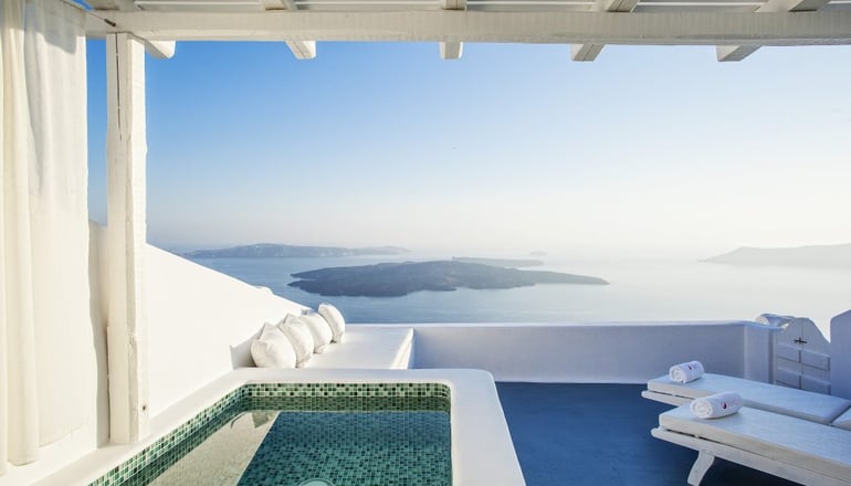 4* Aliko Luxury Suites