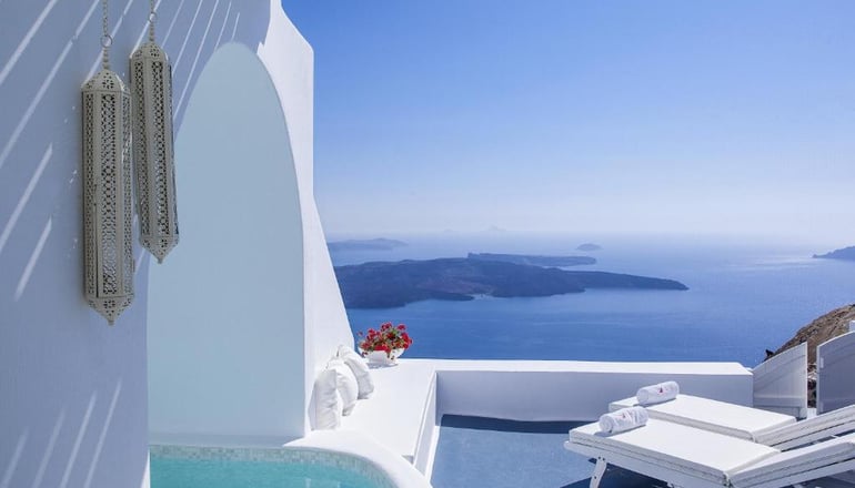 4* Aliko Luxury Suites