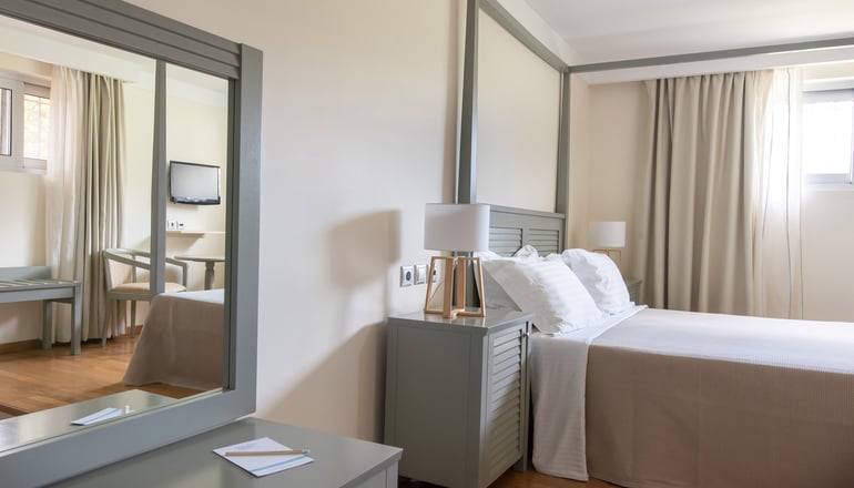 4* Almiriki Chios Rooms & Apartments - Λιθί, Χίος