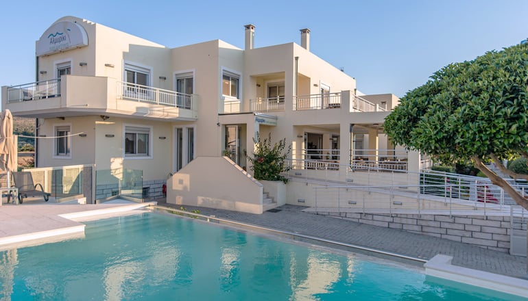 4* Almiriki Chios Rooms & Apartments - Λιθί, Χίος