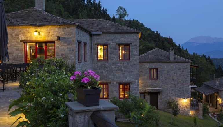 Rouista Tzoumerka Resort