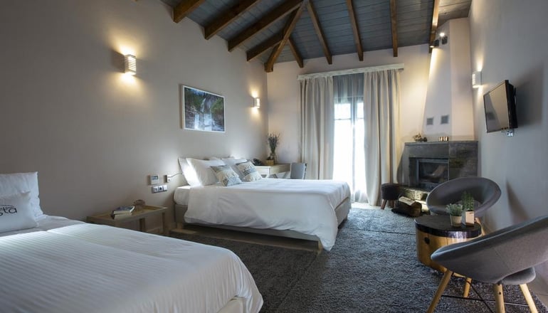 Rouista Tzoumerka Resort