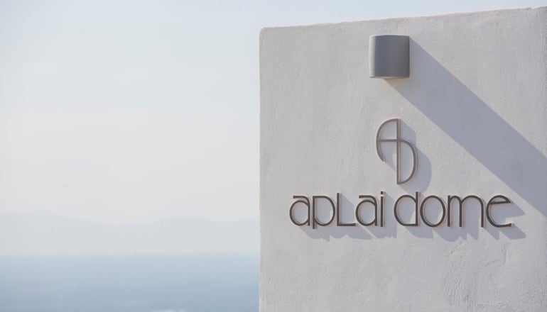 4* Aplai Dome - Οία, Σαντορίνη