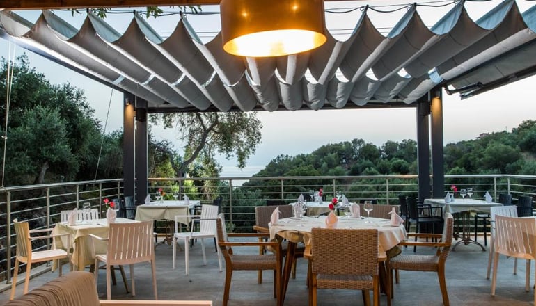4* Aqua Oliva Resort - Σύβοτα