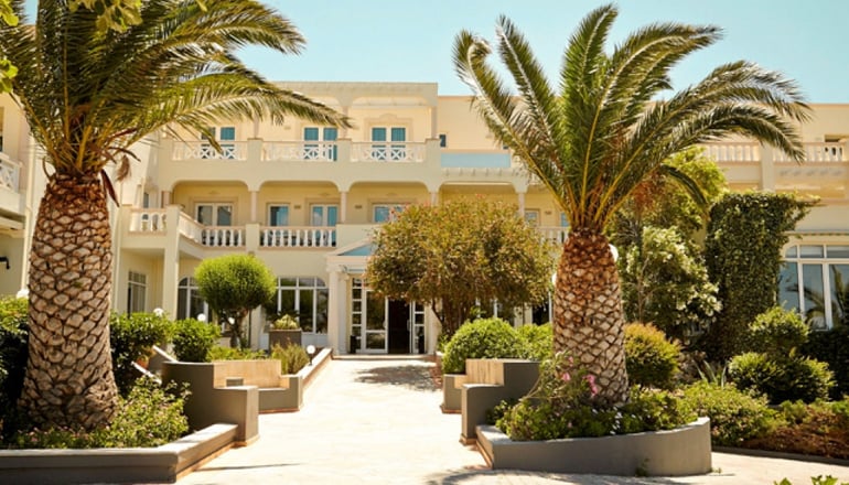 4* Arion Palace Hotel