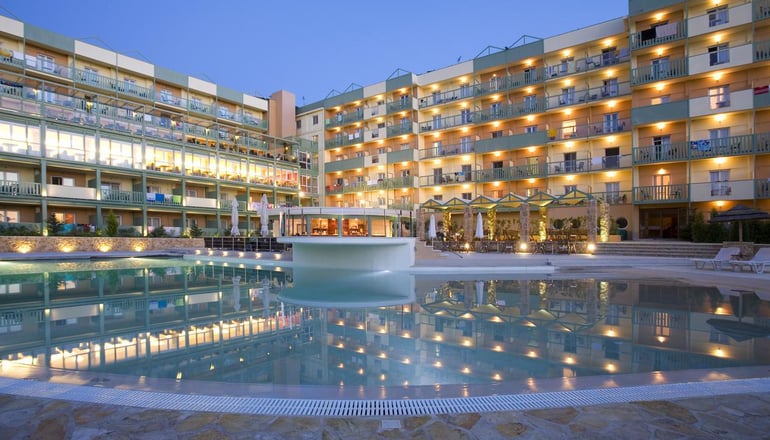 4* Ariti Grand Hotel