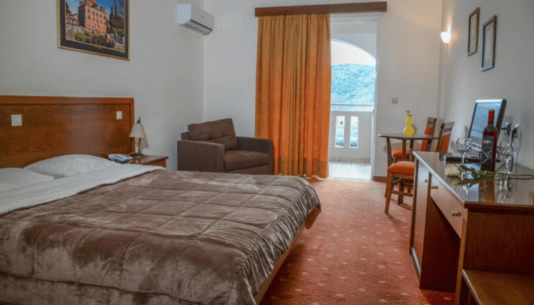 4* Arta Palace Hotel